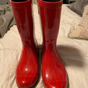 Ugg rain boots